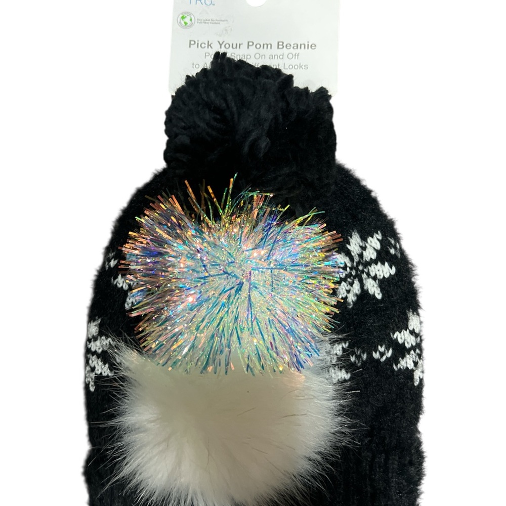 Time and Tru Black and White Snowflake Pom Beanie